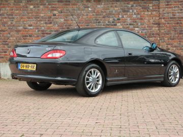 Peugeot 406